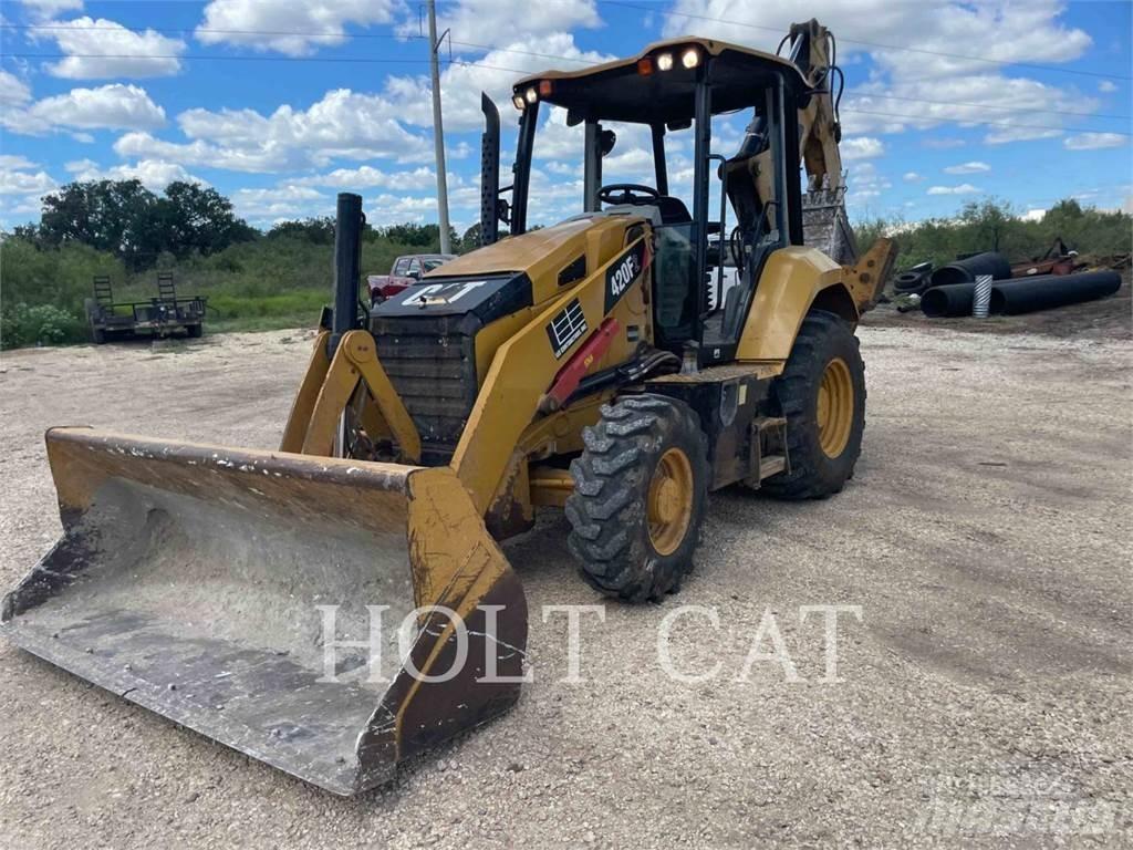 CAT 420F2ST Товарач със заден ексватор