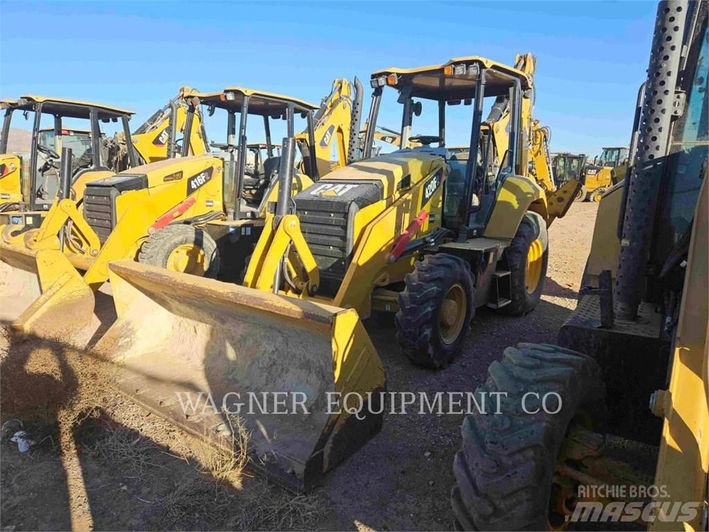 CAT 420F2ST Товарач със заден ексватор