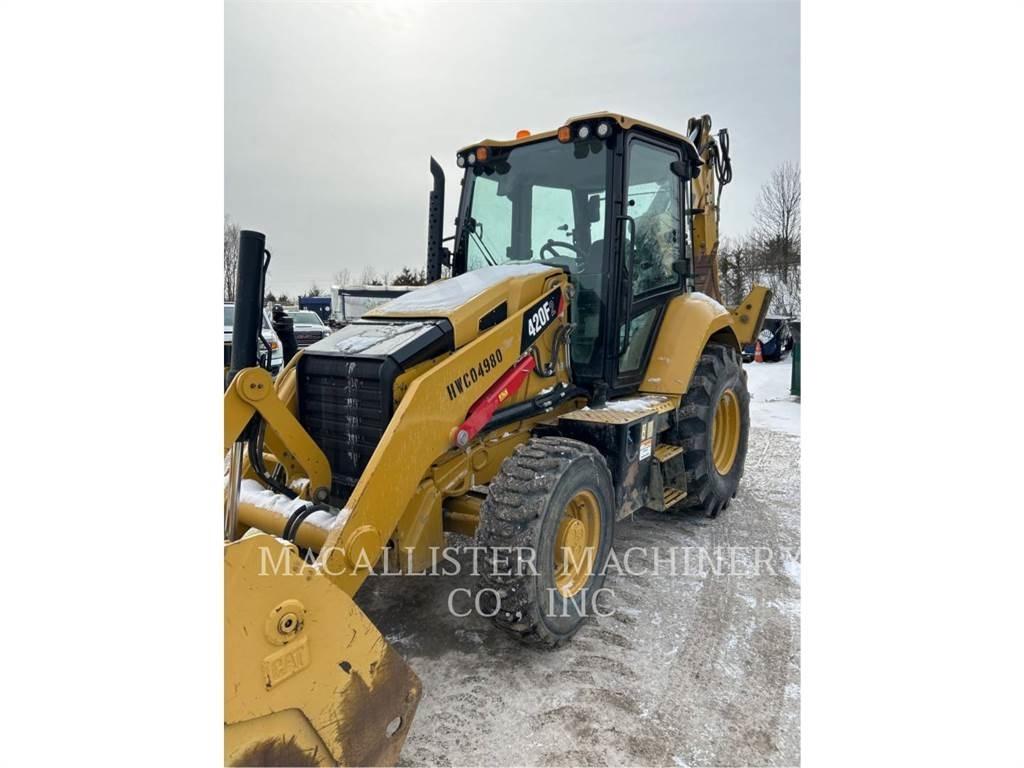CAT 420F2ST Товарач със заден ексватор