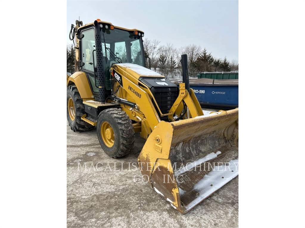 CAT 420F2ST Товарач със заден ексватор