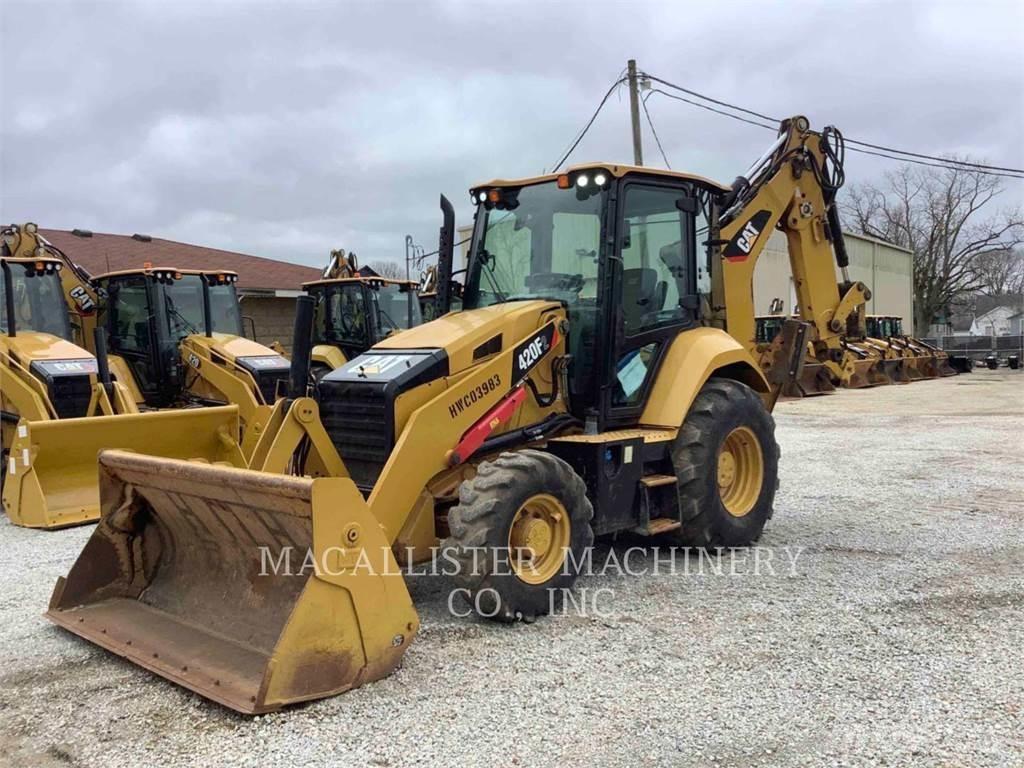 CAT 420F2ST Товарач със заден ексватор
