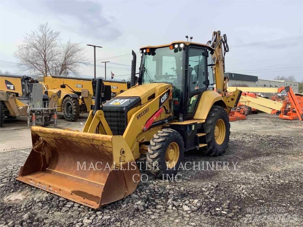 CAT 420F2ST Товарач със заден ексватор