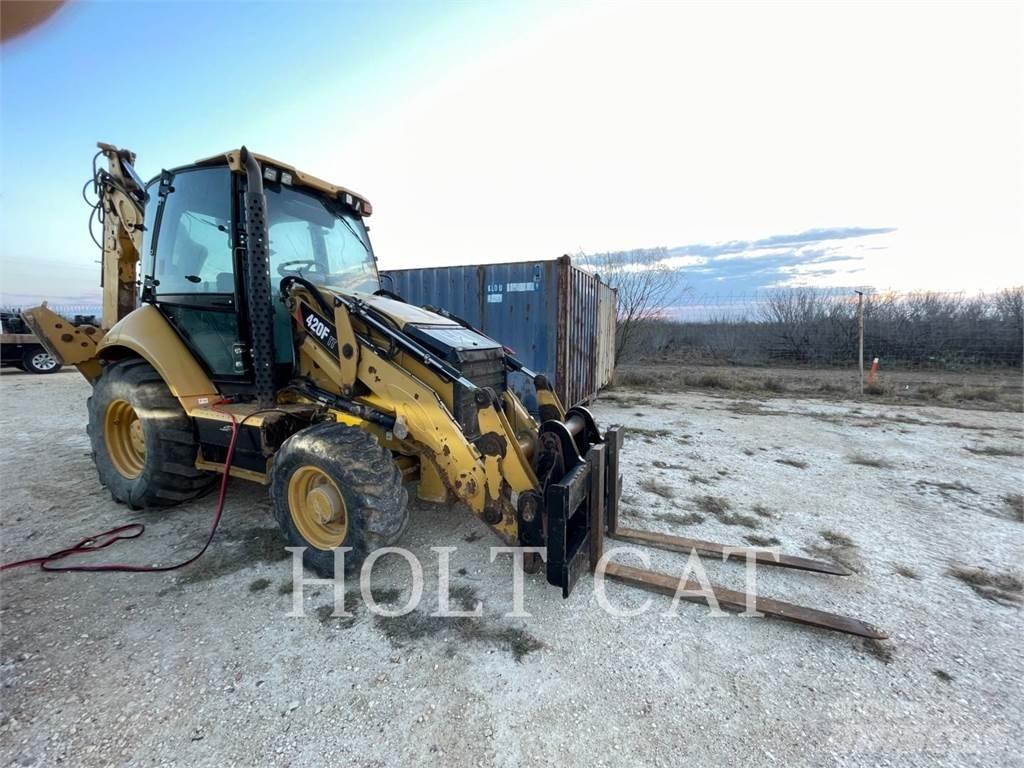 CAT 420FIT Товарач със заден ексватор