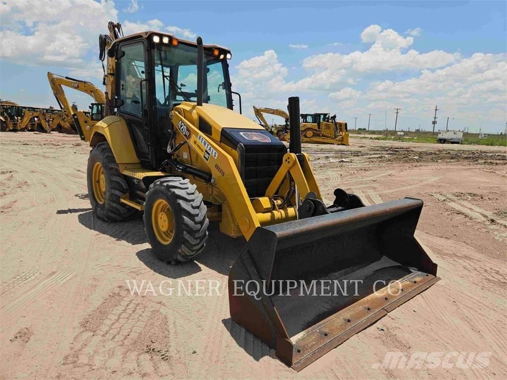 CAT 420XE Товарач със заден ексватор