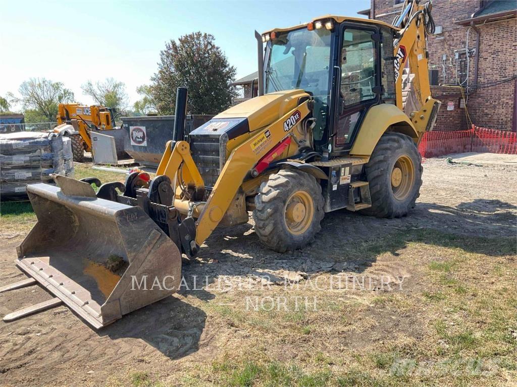 CAT 420XE APRQ Товарач със заден ексватор