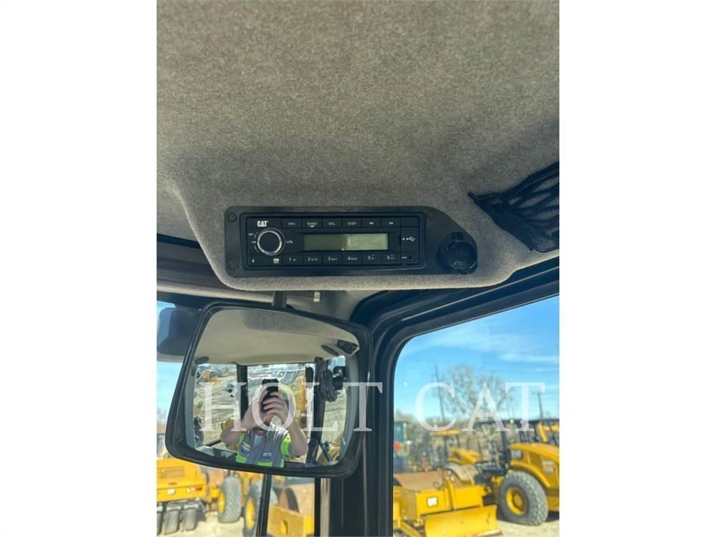 CAT 420XEITCSX Товарач със заден ексватор