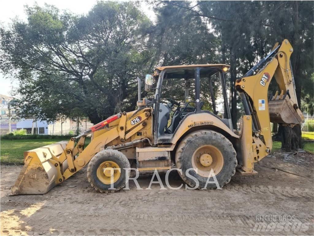 CAT 426 Товарач със заден ексватор