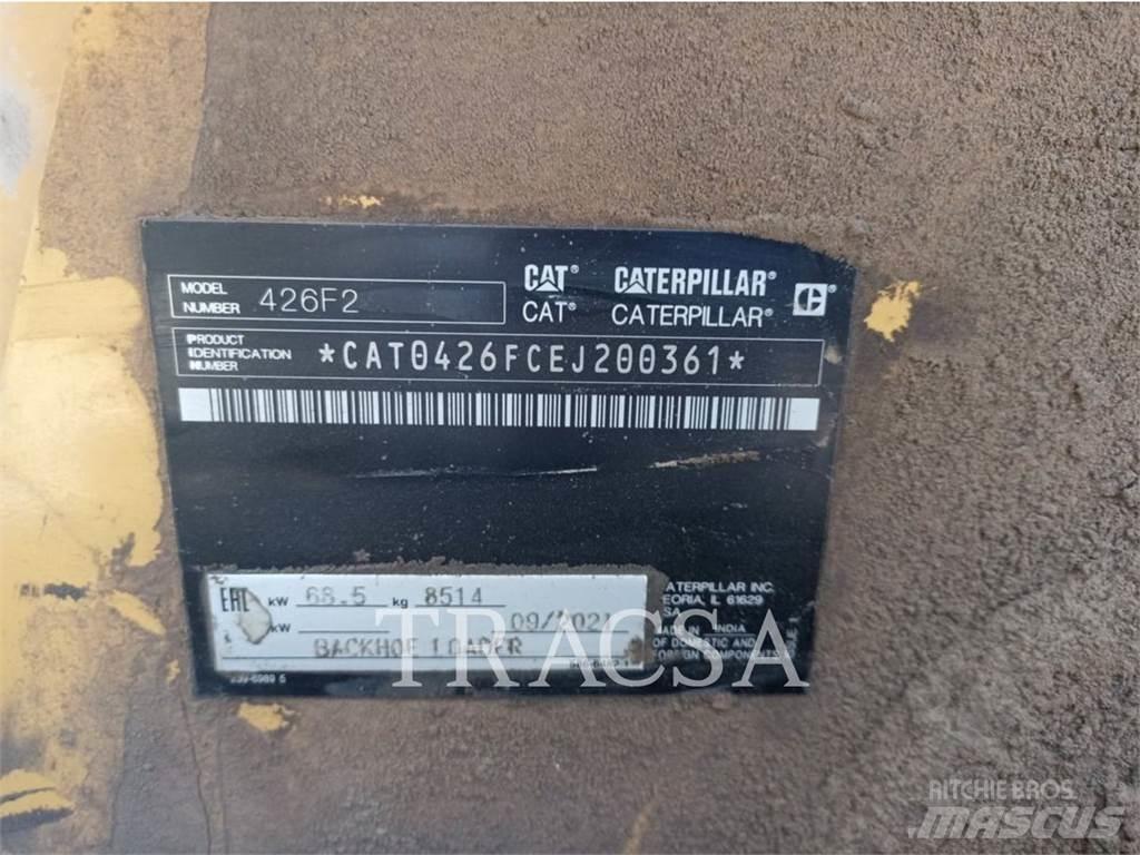 CAT 426F2 Товарач със заден ексватор