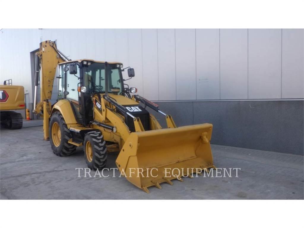 CAT 426F2LRC Товарач със заден ексватор