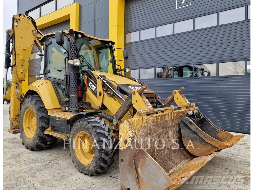 CAT 428F2 Товарач със заден ексватор