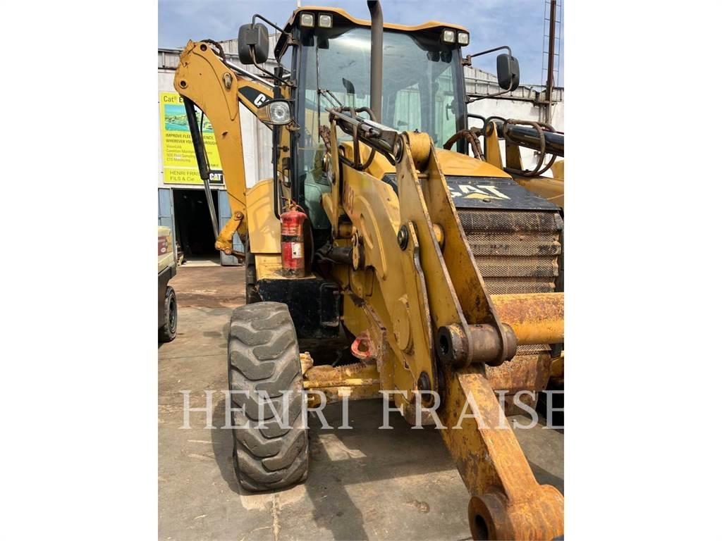 CAT 428F2LRC Товарач със заден ексватор