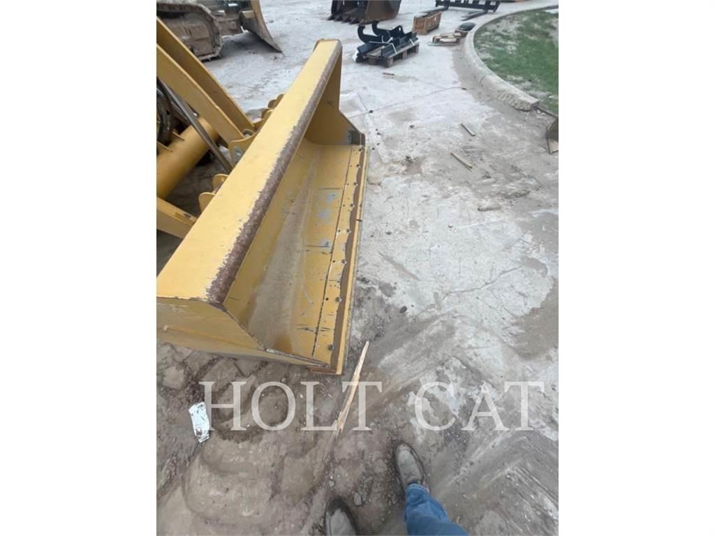 CAT 430 C4EX Товарач със заден ексватор
