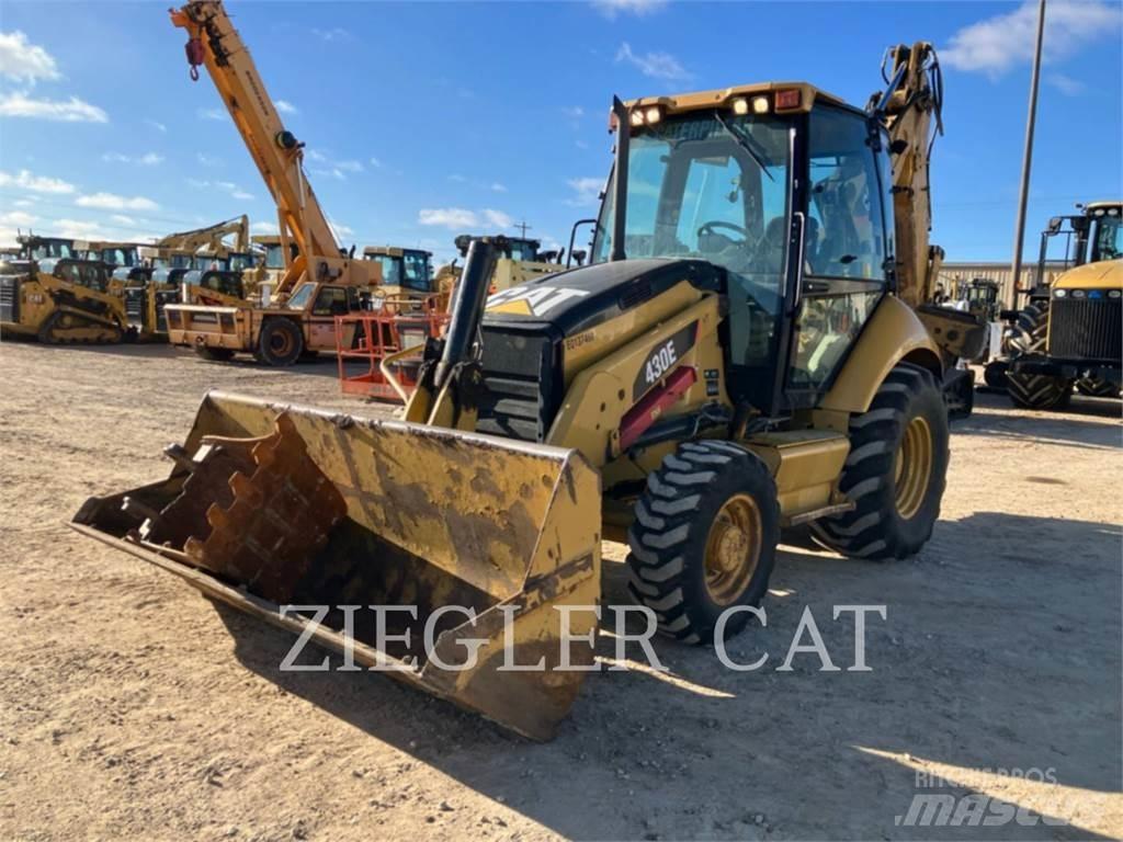 CAT 430E Товарач със заден ексватор