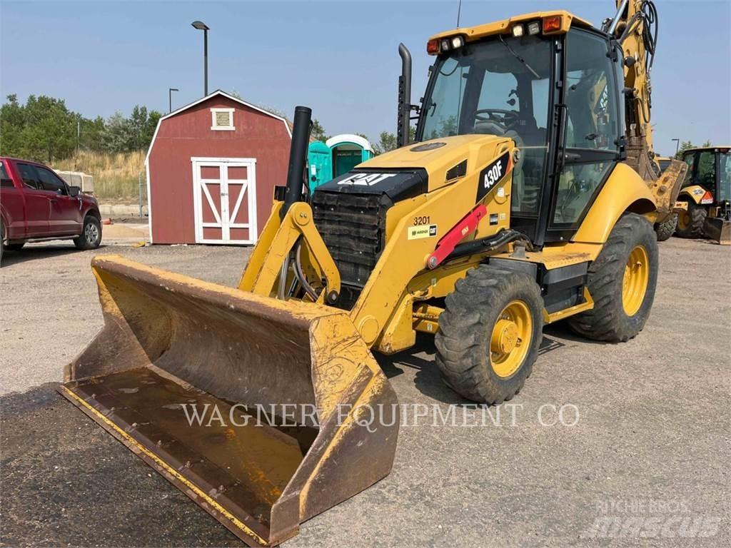 CAT 430F 4WDE Товарач със заден ексватор