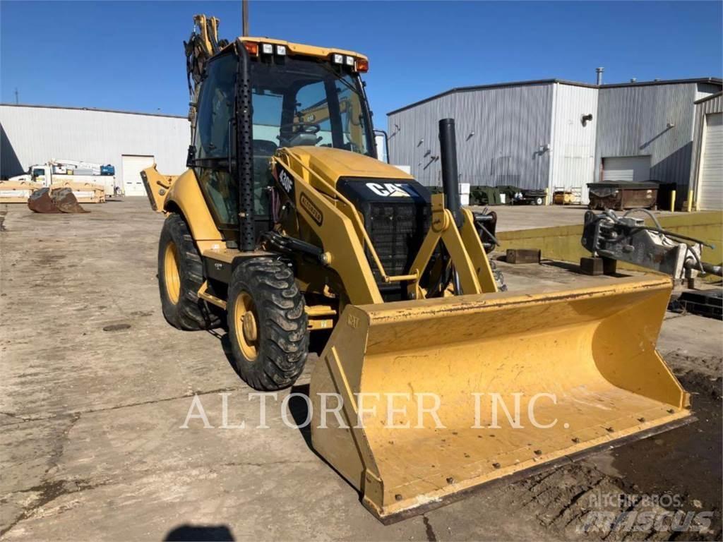 CAT 430F ST Товарач със заден ексватор