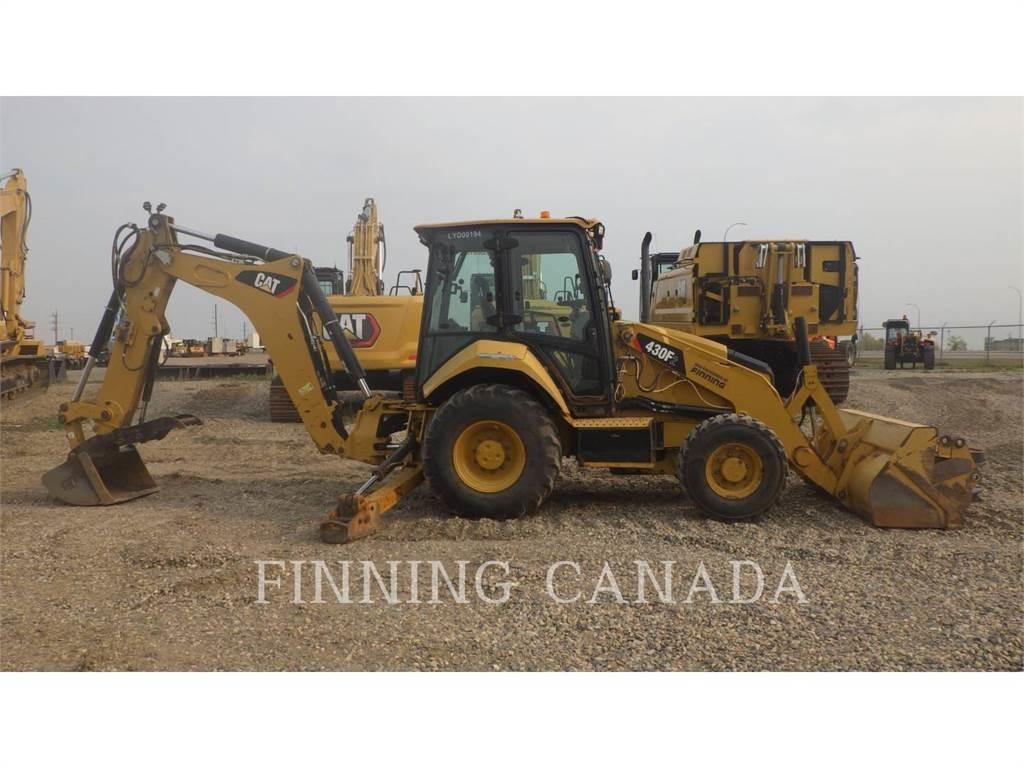 CAT 430F2 Товарач със заден ексватор