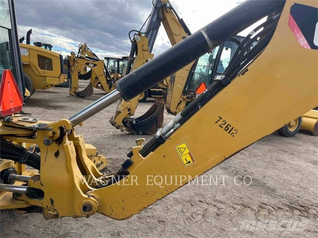 CAT 430F2 4WD Товарач със заден ексватор