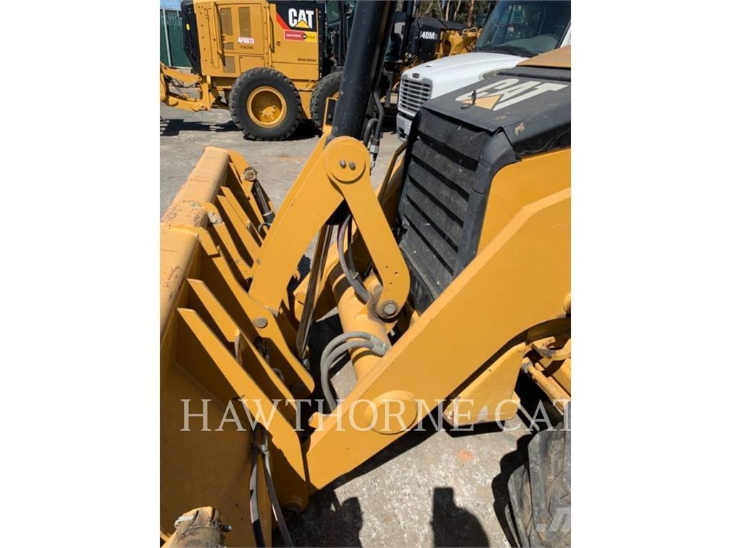 CAT 430F2 CAB Товарач със заден ексватор