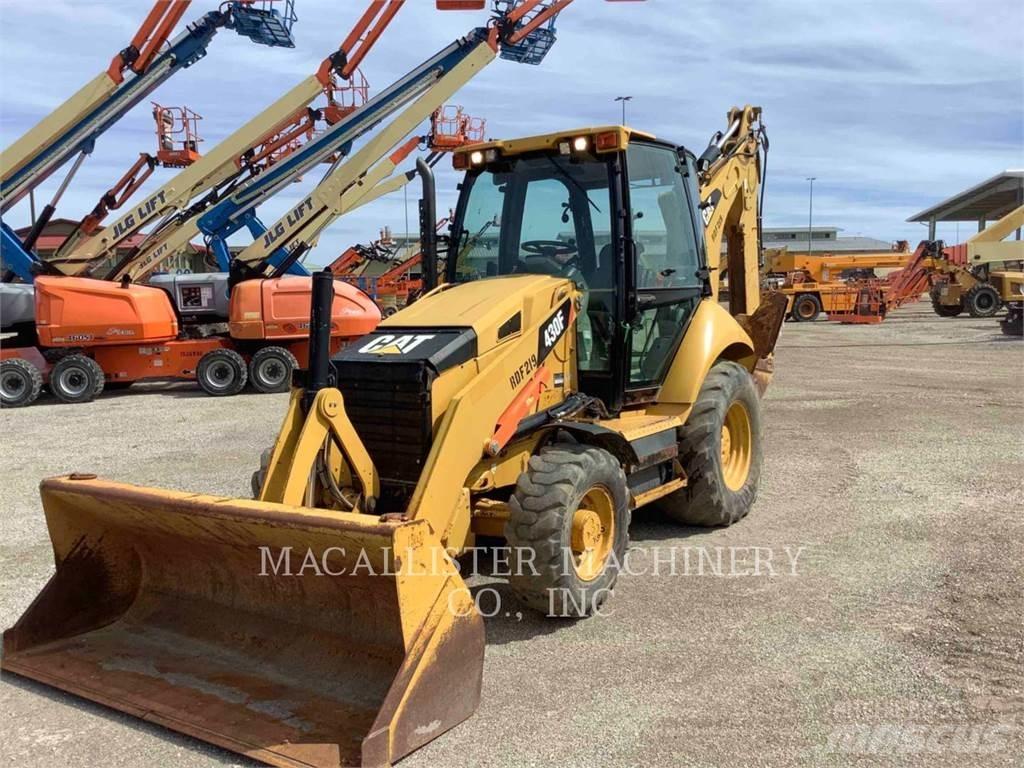 CAT 430FST Товарач със заден ексватор