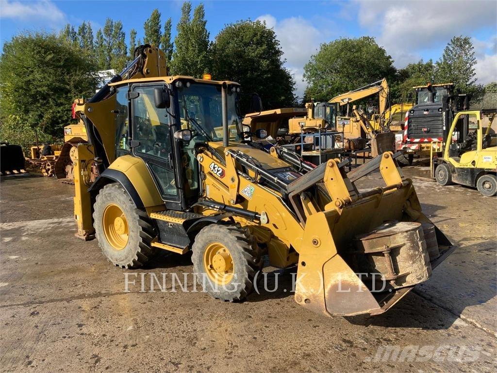 CAT 432 Товарач със заден ексватор