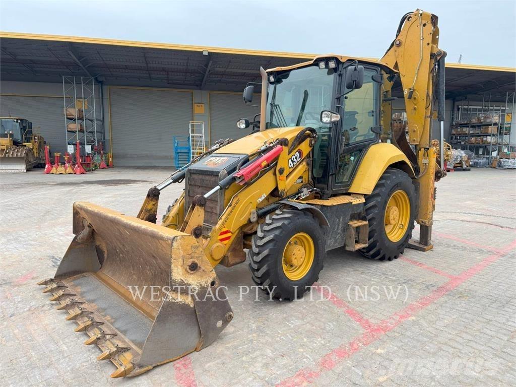 CAT 432-07LRC Товарач със заден ексватор