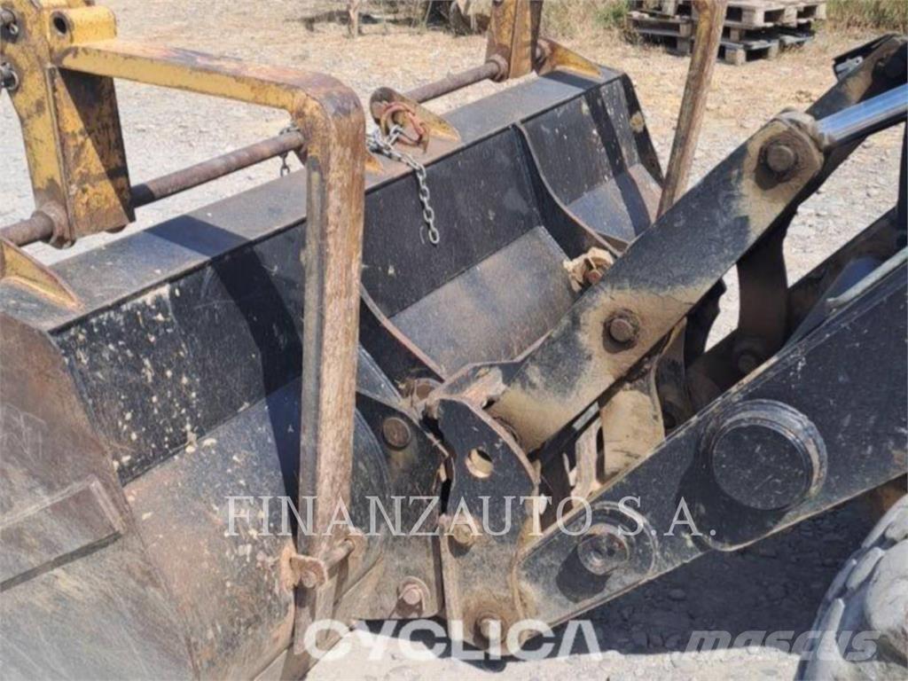 CAT 432E EVOLUTION Товарач със заден ексватор