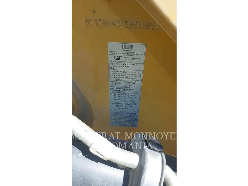 CAT 434-07 Товарач със заден ексватор