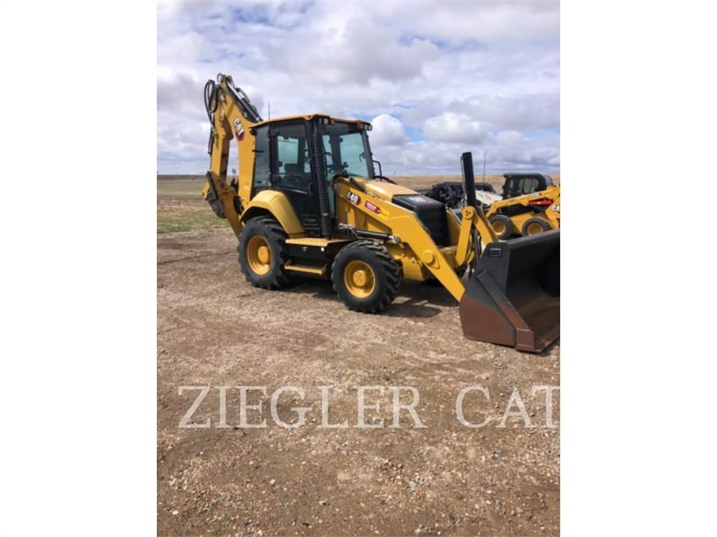 CAT 440-07 Товарач със заден ексватор