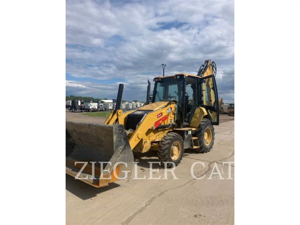 CAT 440-07 Товарач със заден ексватор