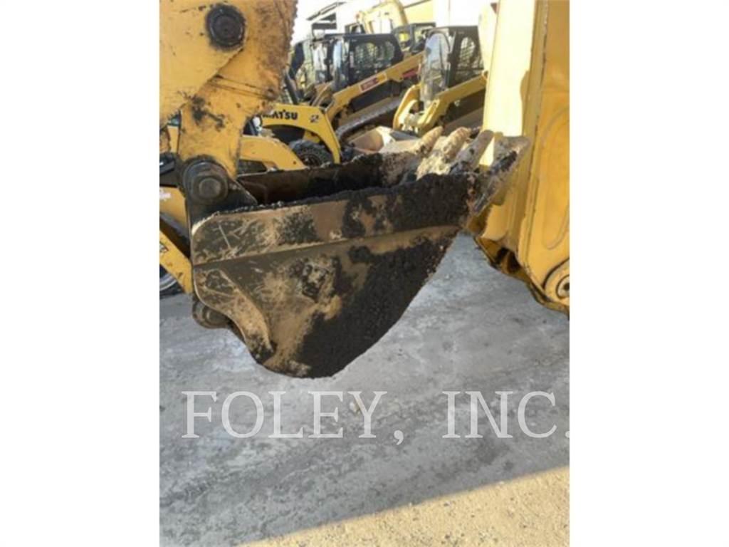 CAT 450-07 Товарач със заден ексватор