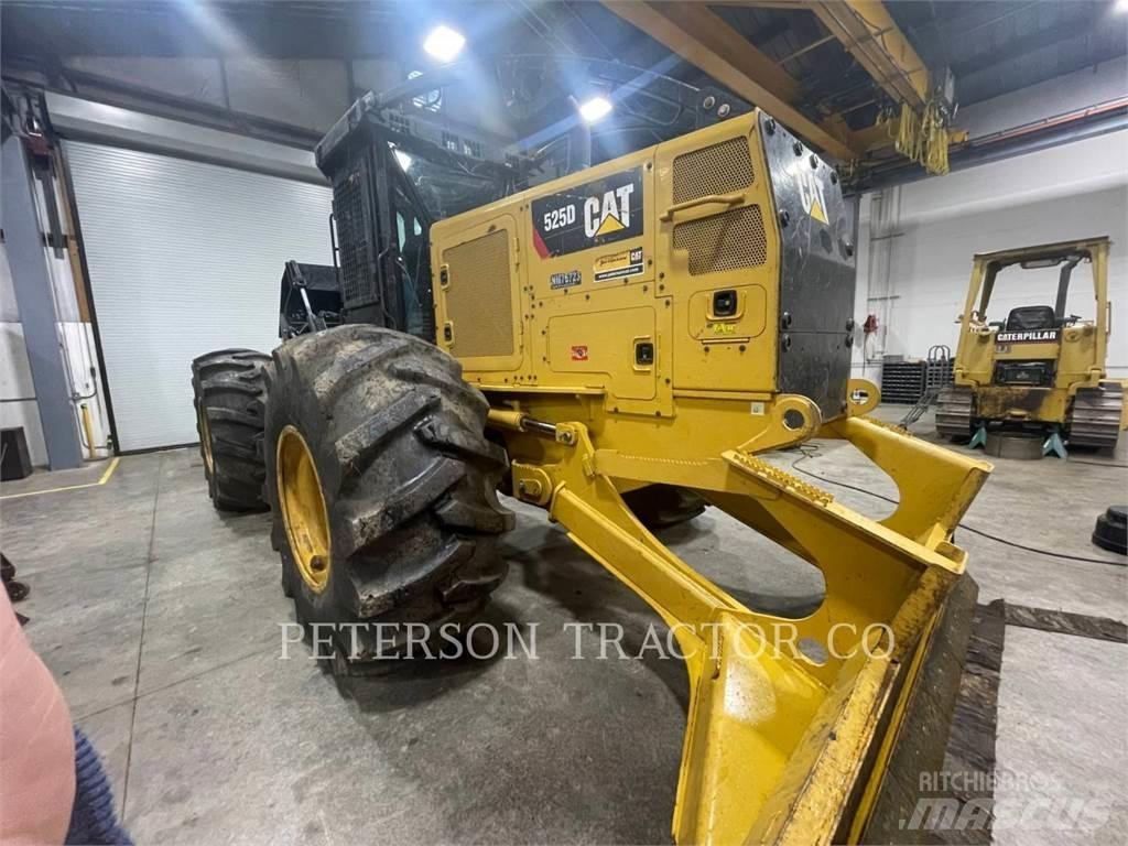 CAT 525D Скидери
