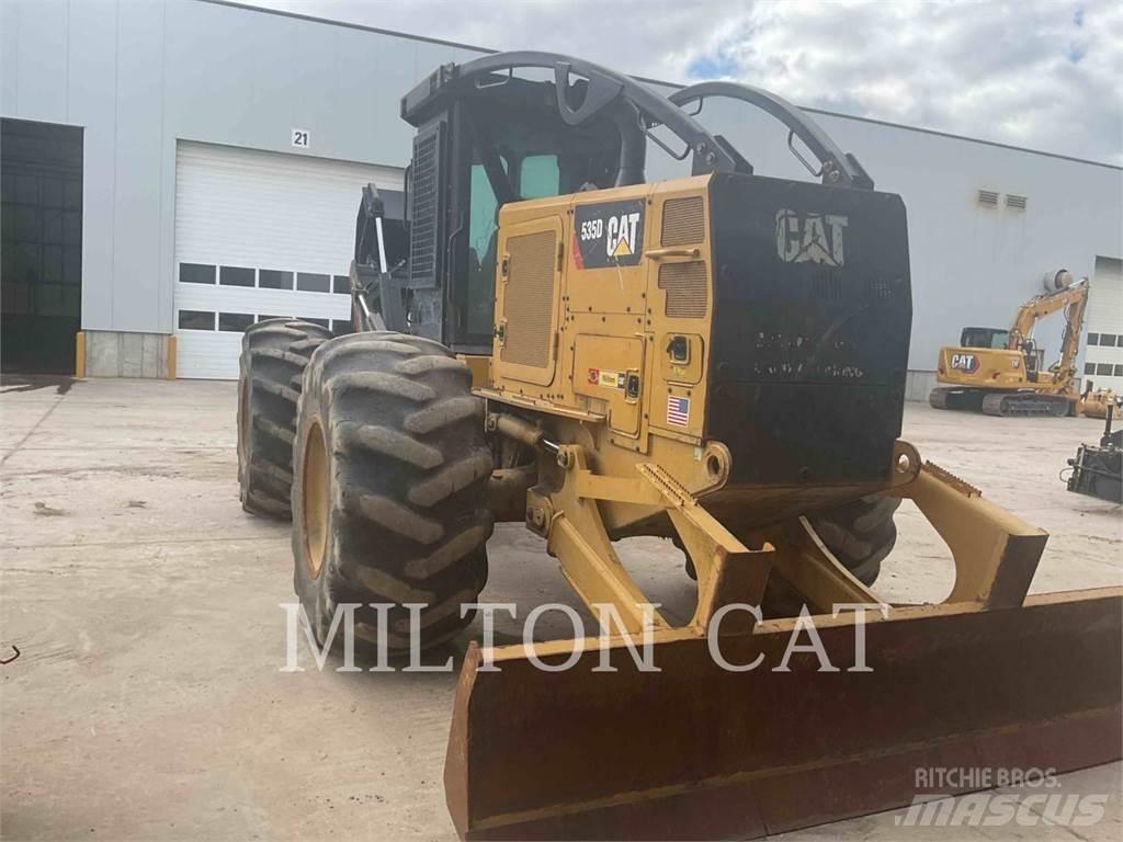 CAT 535D Скидери
