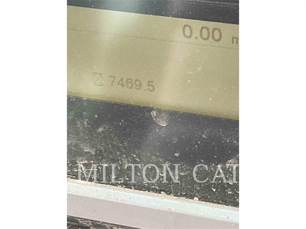 CAT 535D Скидери
