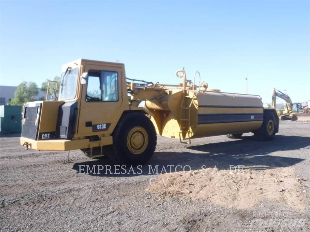 CAT 613C Цистерни за вода
