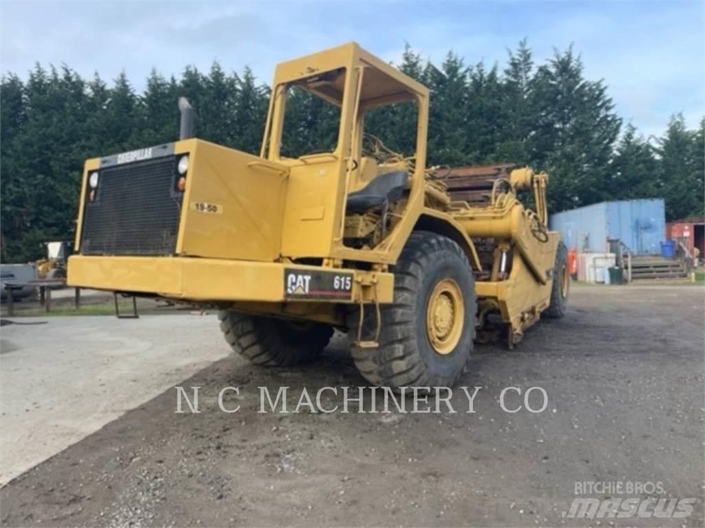 CAT 615 Скрепери
