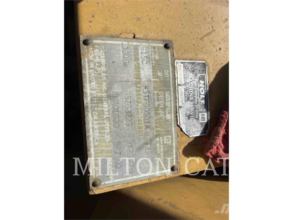 CAT 615C Скрепери
