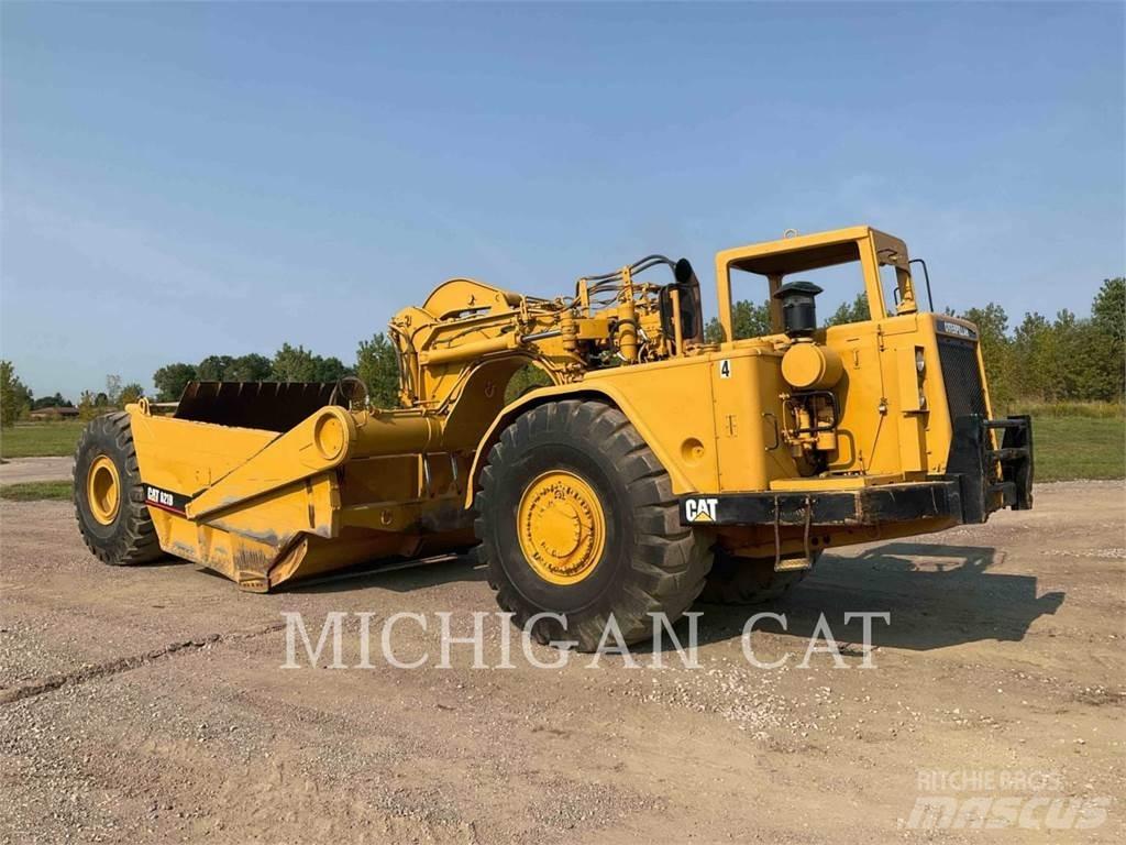 CAT 621B Скрепери
