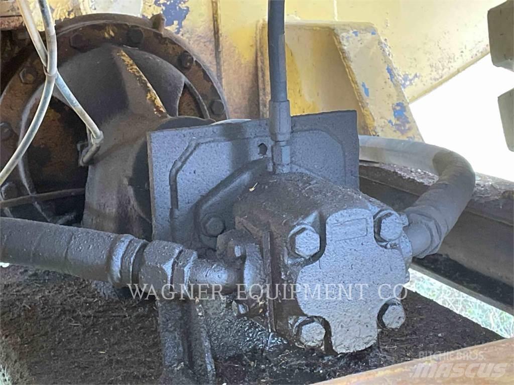 CAT 621B WW Цистерни за вода
