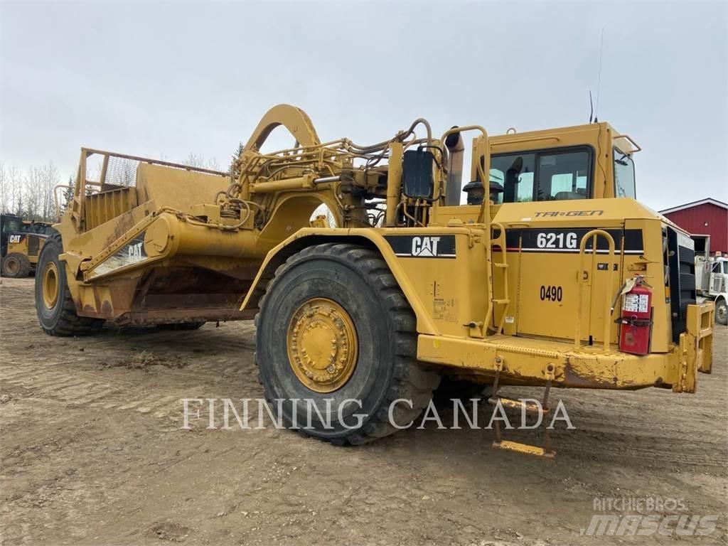 CAT 621G Скрепери
