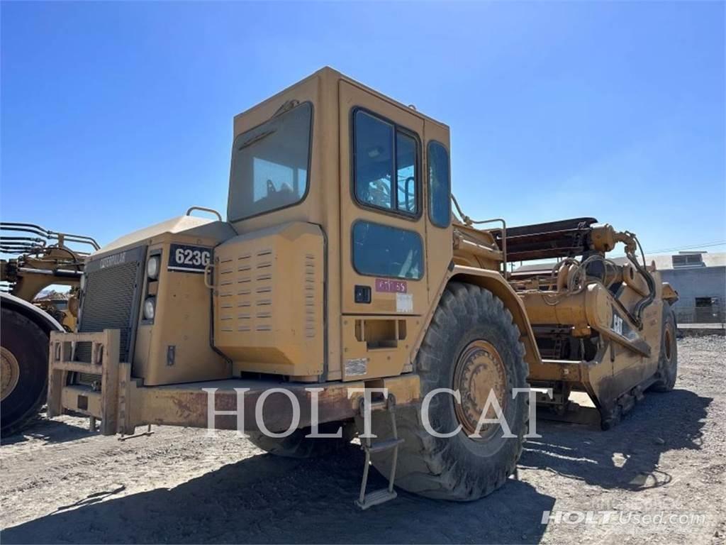CAT 623G Скрепери

