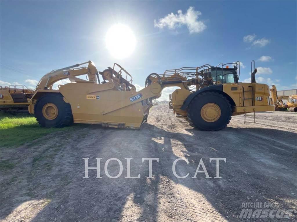 CAT 623K Скрепери
