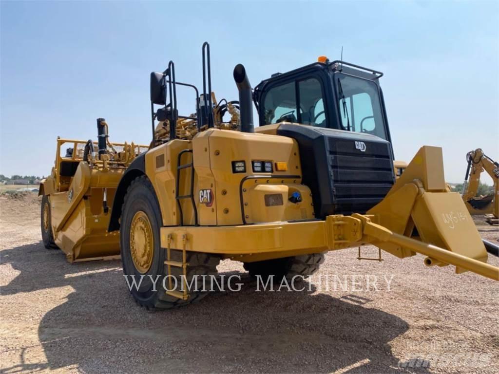 CAT 627 Скрепери
