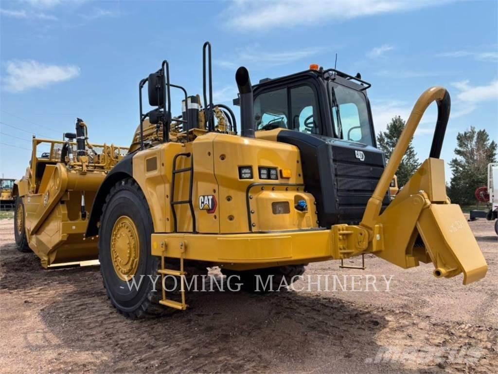 CAT 627 Скрепери
