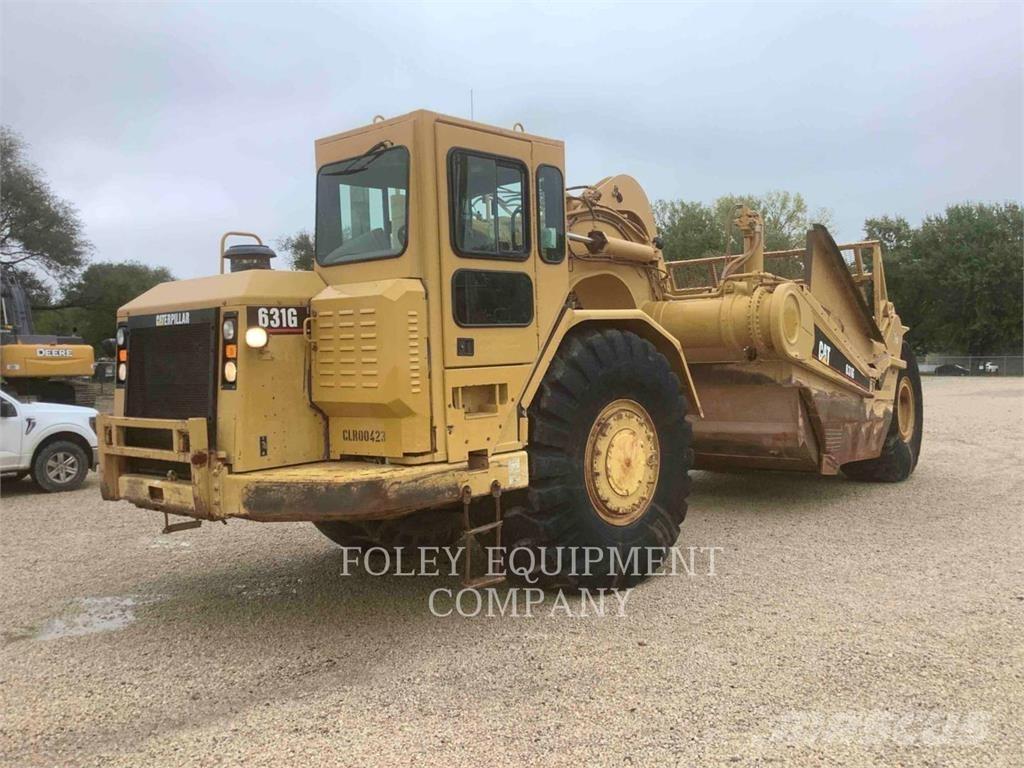 CAT 631G Скрепери
