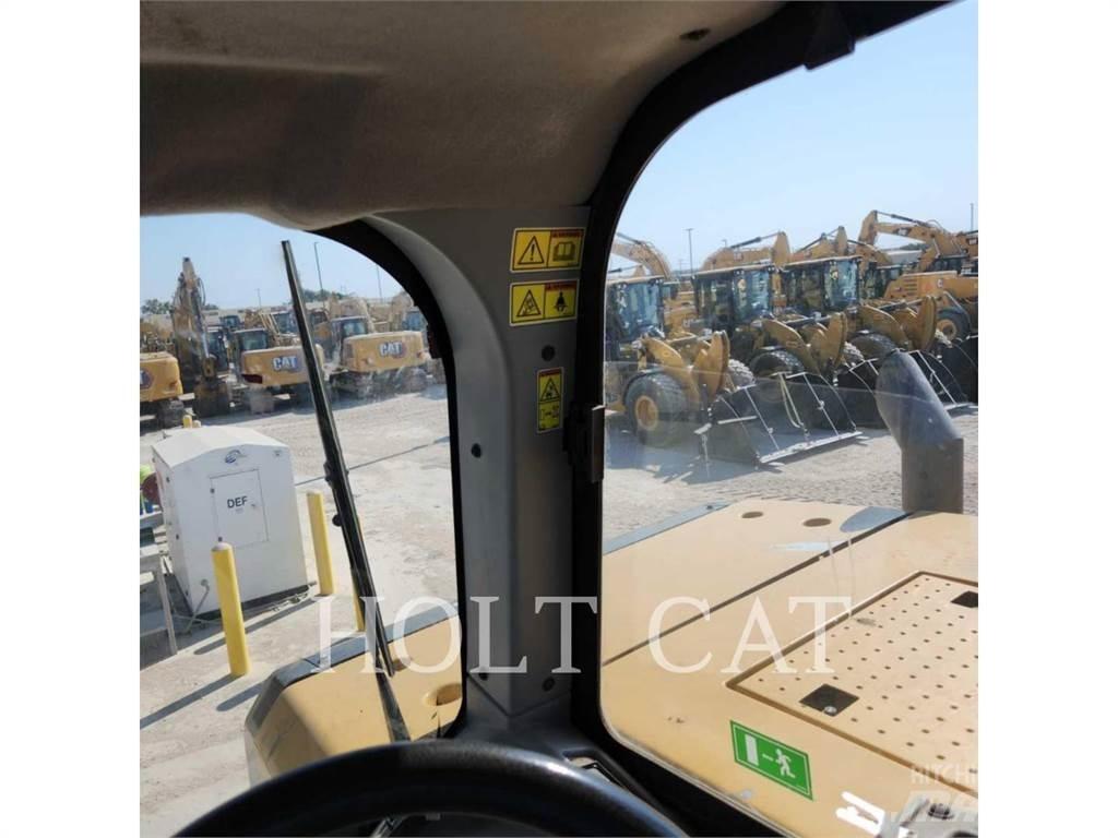 CAT 631K Скрепери
