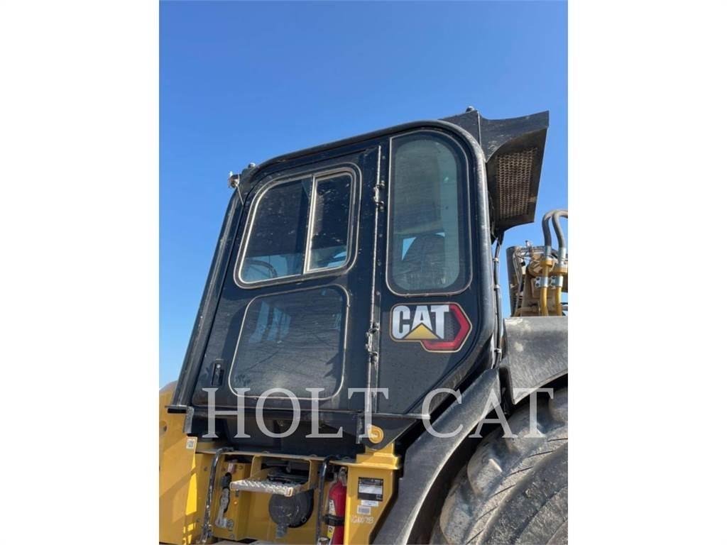 CAT 631K Скрепери
