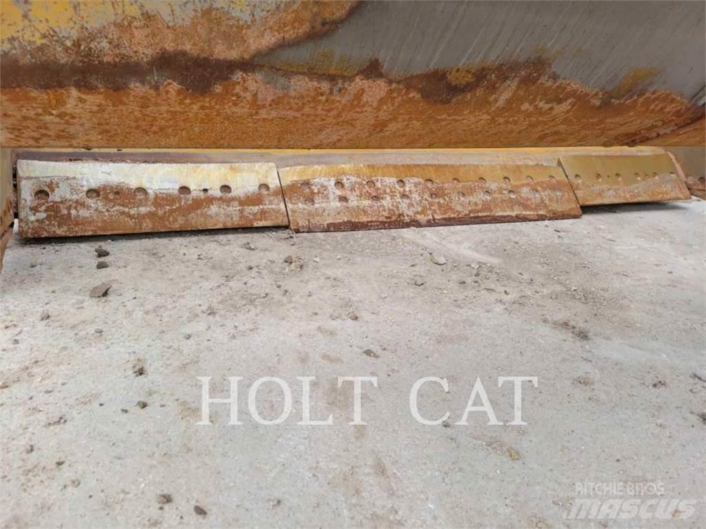 CAT 631K Скрепери
