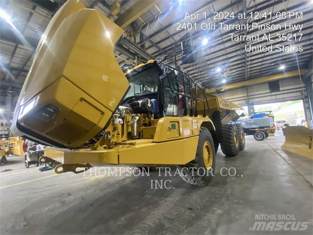 CAT 725 Дъмпери/моторни превозни средства