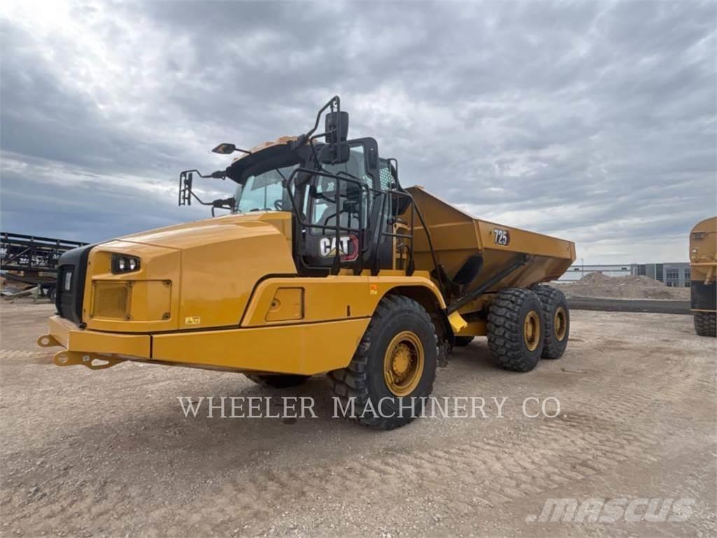 CAT 725 Дъмпери/моторни превозни средства