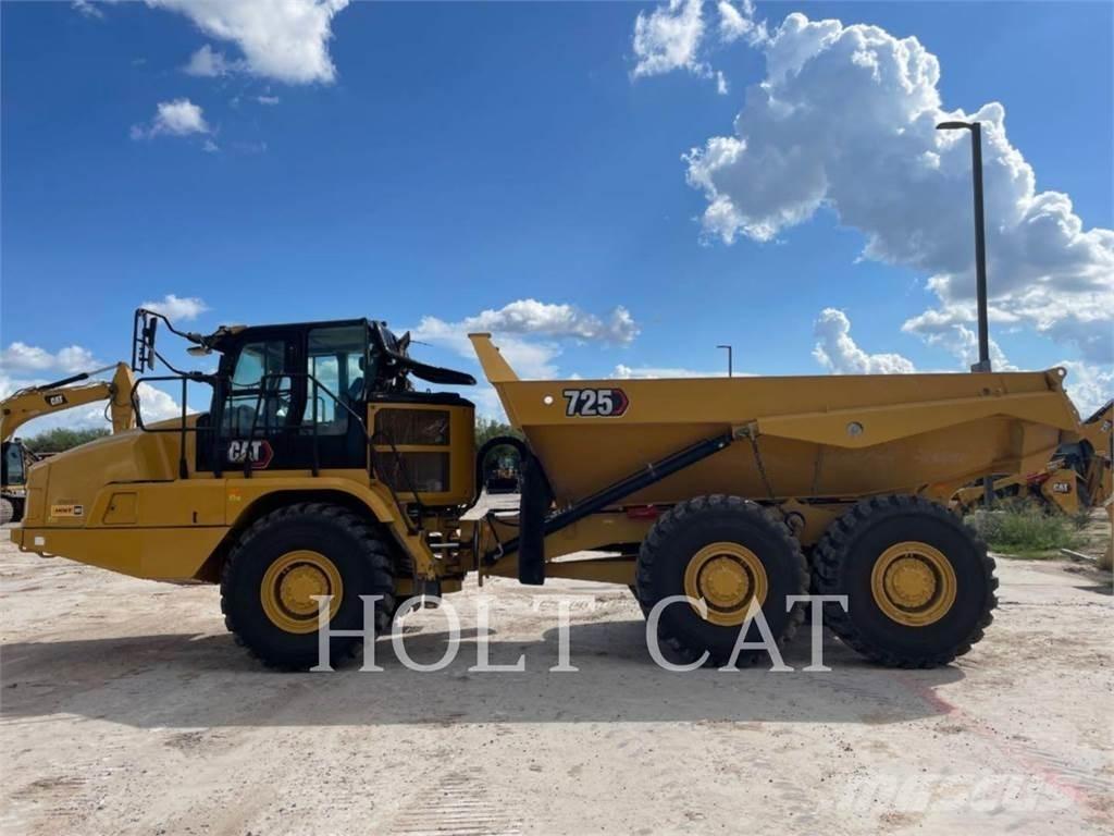 CAT 725 Дъмпери/моторни превозни средства